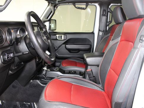 Used 2021 Jeep Gladiator Sport image 19