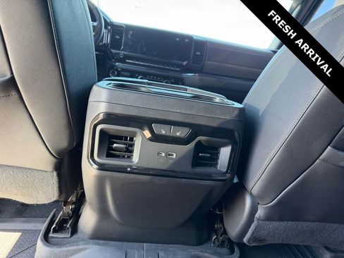 Used 2022 Chevrolet Silverado 1500 ZR2 image 7
