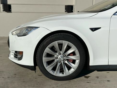 Used 2013 Tesla Model S image 29