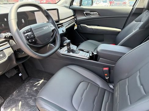 New 2026 Kia Sportage SX FWD image 18