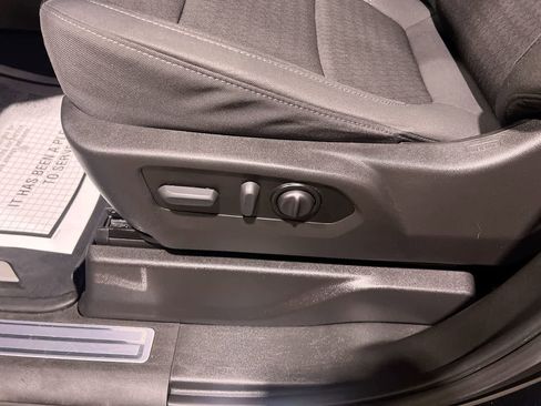 Used 2021 GMC Sierra 1500 Elevation image 11