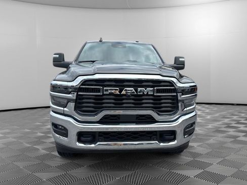 Used 2025 RAM 2500 Big Horn AWD/4WD image 7