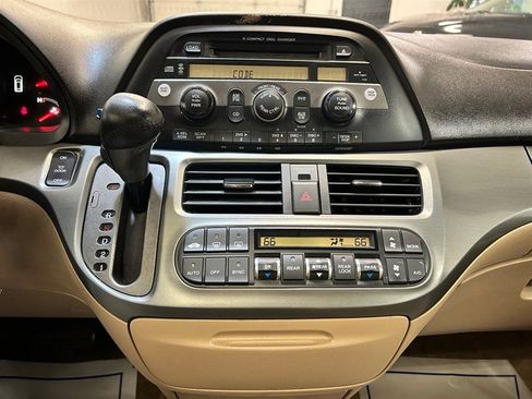 Used 2006 Honda Odyssey EX-L image 17