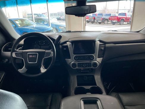 Used 2016 GMC Yukon XL SLE w/ Convenience Package image 24