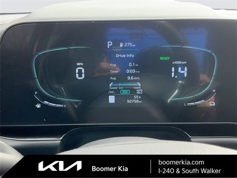 Used 2023 Kia Niro SX Touring image 22