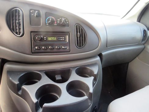 Used 2012 Ford E-250 and Econoline 250 E-250, CleanTitle w/ Commercial Cargo Van Pkg image 13