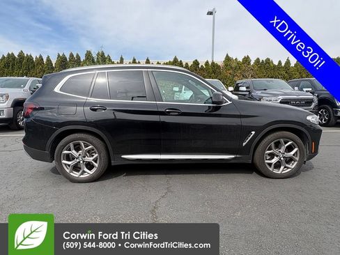 Used 2023 BMW X3 xDrive30i AWD/4WD image 6