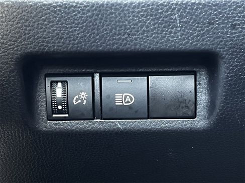 Used 2024 Toyota RAV4 XLE image 20