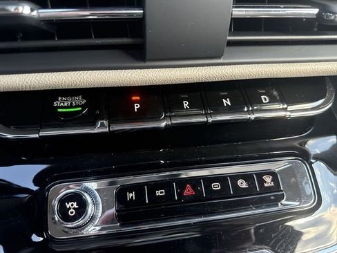 Used 2025 Lincoln Corsair Grand Touring w/ Equipment Group 302A image 24