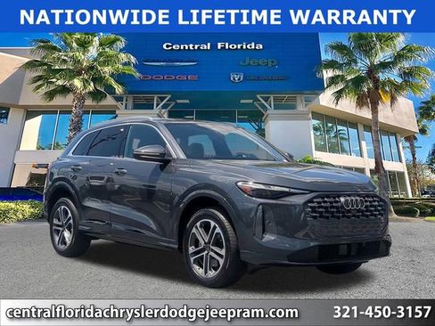 Used 2025 Audi Q5 Premium AWD/4WD image 1