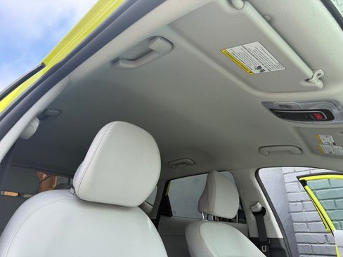 Used 2024 Hyundai Kona SEL FWD image 32