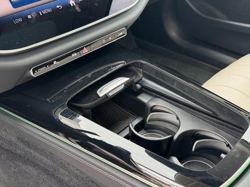 Used 2024 Mercedes-Benz E 350 4MATIC Sedan image 21