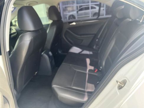 Used 2017 Volkswagen Jetta SEL image 26