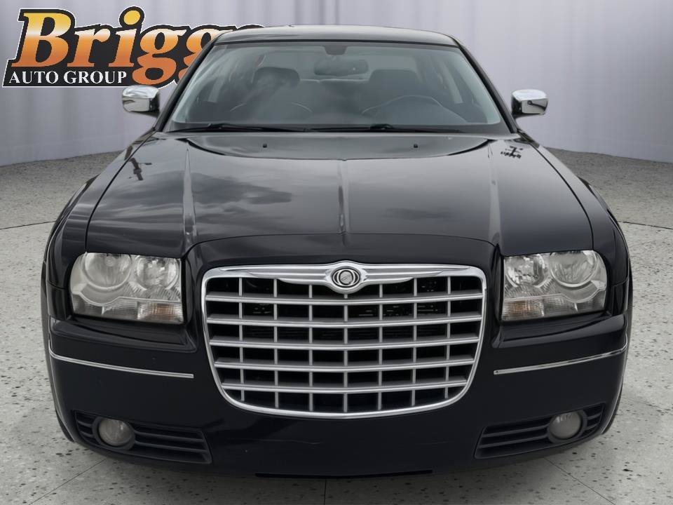 Used 2010 Chrysler 300 Touring AWD/4WD image 8