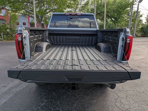New 2026 GMC Sierra 2500 Denali w/ Denali Reserve Package AWD/4WD image 13
