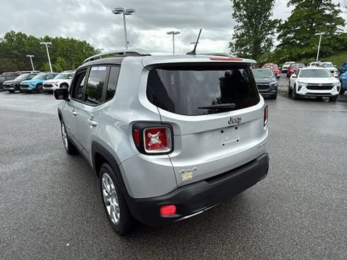 Used 2016 Jeep Renegade Limited AWD/4WD image 6