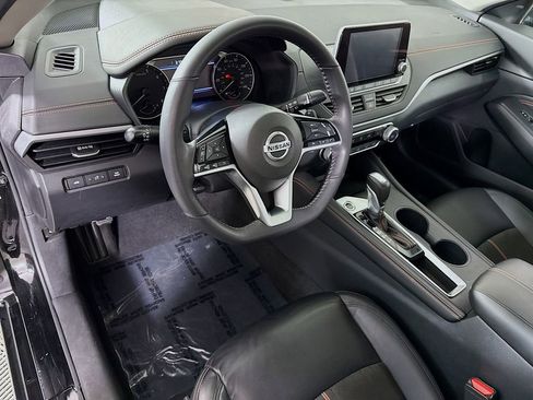 Used 2021 Nissan Altima 2.5 SR w/ SR Premium Package FWD image 18