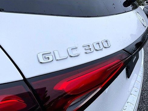 Certified 2025 Mercedes-Benz GLC 300 4MATIC image 27