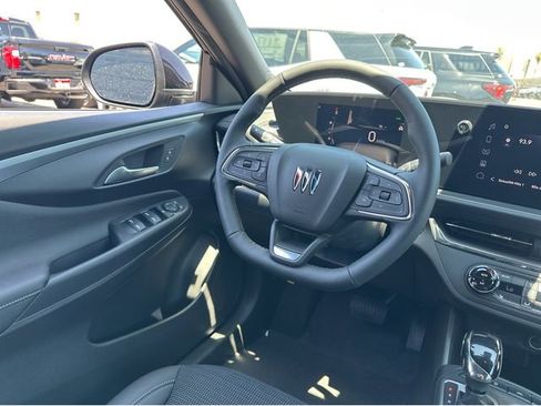 New 2025 Buick Envista Preferred w/ Convenience I Package image 16