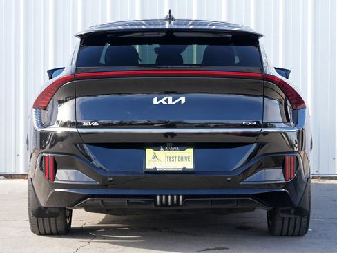 Used 2023 Kia EV6 GT image 10
