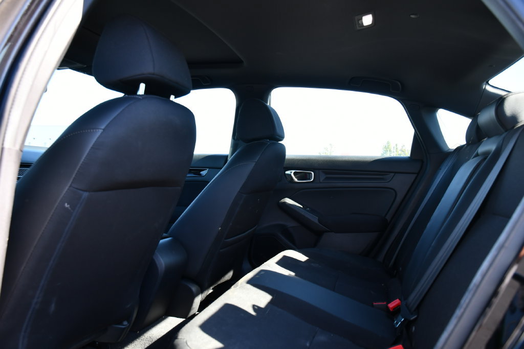 Used 2025 Honda Civic Sport image 17
