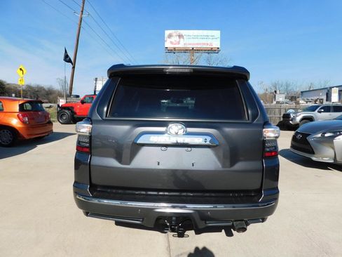 Used 2016 Toyota 4Runner Limited image 6