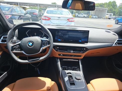 Used 2026 BMW 330i Sedan RWD image 5