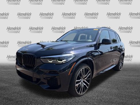 Used 2022 BMW X5 M50i w/ Premium Package AWD/4WD image 5