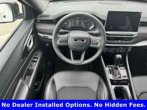 Used 2026 Jeep Compass Trailhawk AWD/4WD image 11