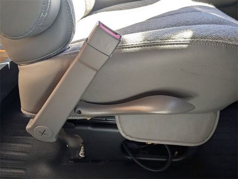 Used 2024 GMC Savana 3500 Extended w/ Power Convenience Package image 24