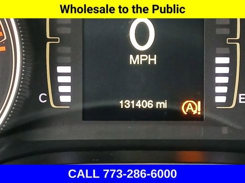 Used 2017 Jeep Cherokee Latitude w/ Comfort/Convenience Group image 14