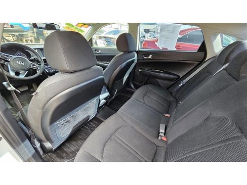 Used 2019 Kia Optima LX image 17