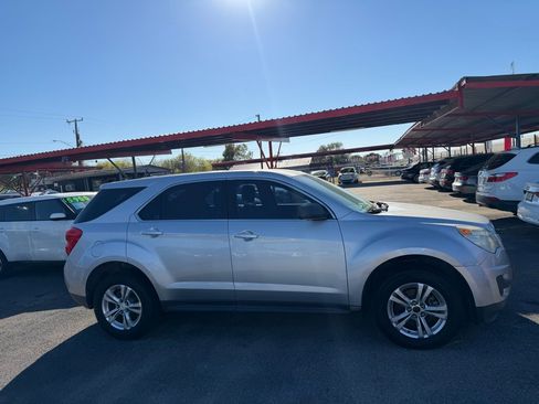 Used 2011 Chevrolet Equinox LS image 40
