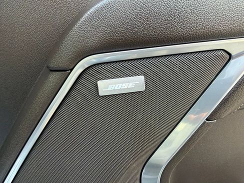 Used 2023 GMC Sierra 1500 SLT w/ SLT Premium Package AWD/4WD image 17