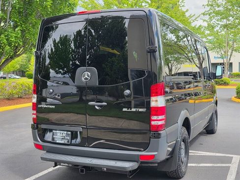 Used 2016 Mercedes-Benz Sprinter 2500 image 8