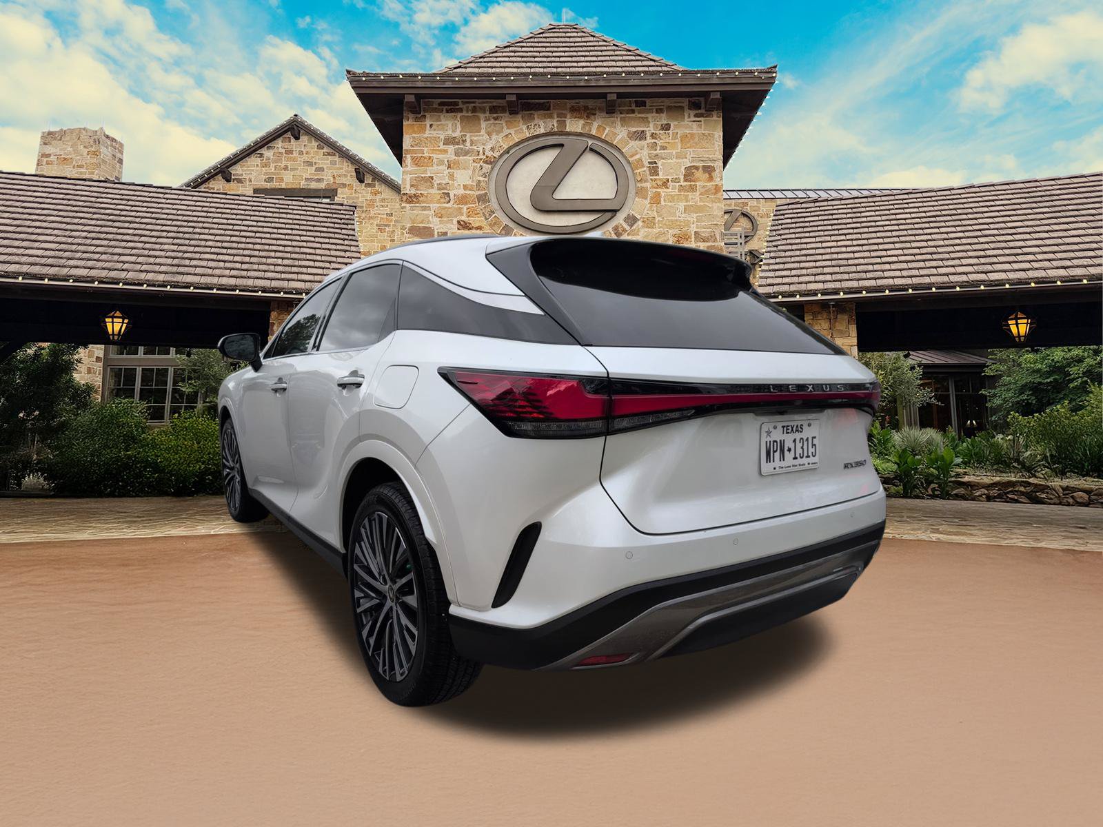 Used 2025 Lexus RX 350 Premium Plus w/ Accessory Package (Z1) FWD image 4