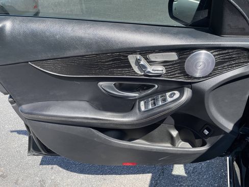 Used 2017 Mercedes-Benz C 300 4MATIC Sedan image 15