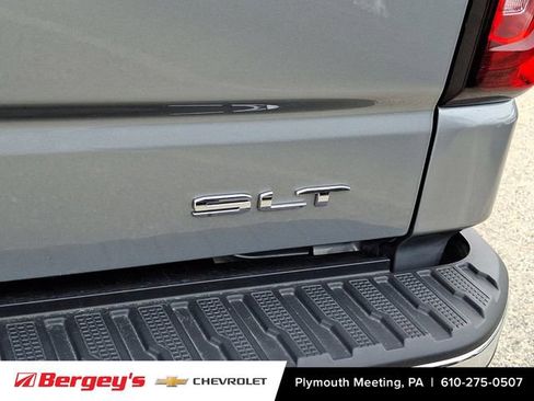 Certified 2025 GMC Sierra 1500 SLT image 33