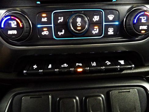 Used 2015 Chevrolet Silverado 2500 LTZ w/ Duramax Plus Package AWD/4WD image 22
