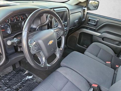 Used 2018 Chevrolet Silverado 1500 LT w/ LT Eassist Package image 10