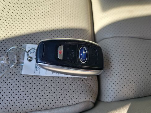 Used 2023 Subaru Outback Limited AWD/4WD image 37