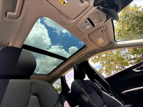 New 2026 Volvo XC60 B5 Core AWD/4WD image 26
