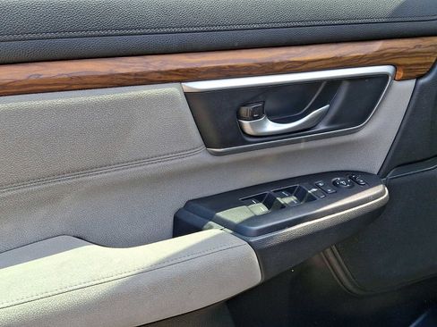 Used 2019 Honda CR-V EX image 12