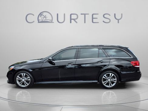 Used 2015 Mercedes-Benz E 350 4MATIC Wagon image 2