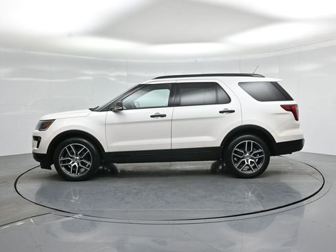 Used 2018 Ford Explorer Sport image 30