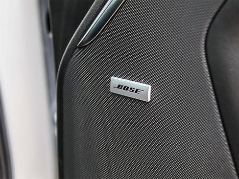 Certified 2025 GMC Yukon Denali image 24