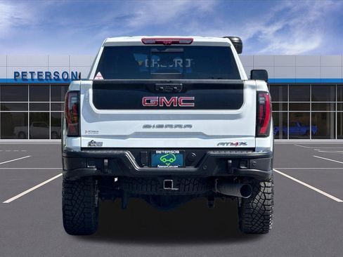Certified 2025 GMC Sierra 2500 AT4X w/ AT4X AEV Edition AWD/4WD image 5