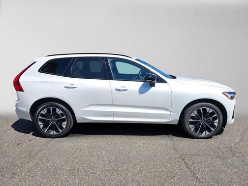 Certified 2026 Volvo XC60 B5 Plus w/ Protection Package Premier AWD/4WD image 2