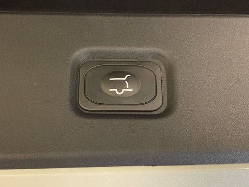 New 2026 Lincoln Navigator Reserve w/ Jet Appearance Package image 8