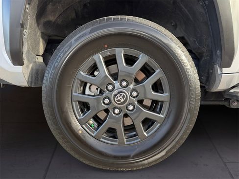 Used 2025 Toyota 4Runner SR5 image 9